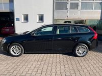 Gebraucht Volvo V60 Kinetic 120 PS (88 kW) 2016 Schwarz Kombi