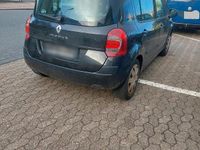 Second-hand Renault Modus 112 CP (82 kW) 2009 Negru Monovolum