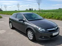 Gebraucht Opel Astra GTC 116 PS (85 kW) 2010 Grau Coupé