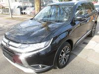 Gebraucht Mitsubishi Outlander Plus 150 PS (110 kW) 2017 Schwarz SUV