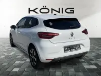 Gebraucht Renault Clio Evolution 140 PS (102 kW) 2023 Weiss Kleinwagen