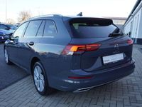 Gebraucht VW Golf VIII Style 150 PS (110 kW) 2021 Delfingrau metallic Kombi