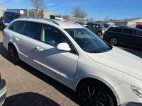 Gebraucht Skoda Superb 170 PS (125 kW) 2013 Weiß Limousine