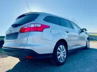 Używany Ford Focus Titanium 140 KM (102 kW) 2014 Srebrny Kombi