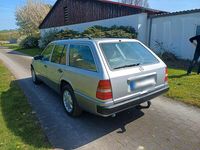 Second-hand Mercedes E250 90 CP (66 kW) 1993 Argintiu Break