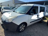 Gebraucht Opel Combo Selection 90 PS (66 kW) 2015 Weiß Van / Kleinbus