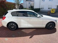 Gebraucht BMW 116 116 PS (85 kW) 2016 Weiß Kleinwagen