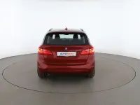 Gebraucht BMW 218 Active Tourer Advantage 150 PS (110 kW) 2017 Rot Van / Kleinbus