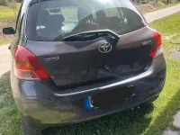 Gebraucht Toyota Yaris 101 PS (74 kW) 2009 Grau Kleinwagen