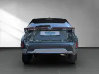 Neu Toyota Yaris Cross Plus 131 PS (96 kW) 2026 Grün SUV