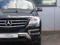 Gebraucht Mercedes ML350 258 PS (189 kW) 2015 Schwarz SUV