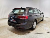 Gebraucht VW Passat 150 PS (110 kW) 2022 Mangangrau metallic Kombi