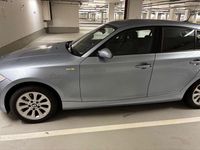 Usata BMW 118 143 CV (105 kW) 2009 Blu Utilitaria