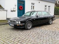 Gebraucht Jaguar XJ40 222 PS (163 kW) 1990 Schwarz Limousine