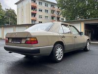 Second-hand Mercedes 200 75 CP (55 kW) 1991 Bej Berlinǎ