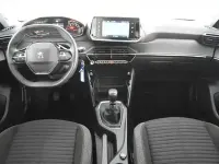 Gebraucht Peugeot 2008 Active 101 PS (74 kW) 2023 Grau SUV