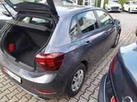 Gebraucht VW Polo 80 PS (58 kW) 2022 Grau Kleinwagen