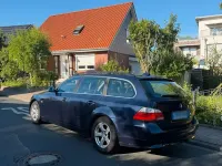 Gebraucht BMW 525 Basis 177 PS (130 kW) 2005 Blau Kombi