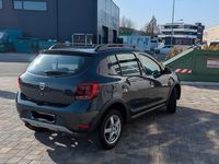 Gebraucht Dacia Sandero Stepway 90 PS (66 kW) 2019 Grau Limousine