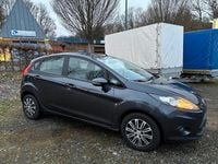 Gebraucht Ford Fiesta 90 PS (66 kW) 2009 Grau Kleinwagen