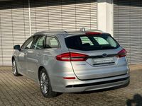 Gebraucht Ford Mondeo Titanium 140 PS (102 kW) 2022 Silber Kombi