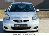 Gebraucht Toyota Aygo Cool 68 PS (50 kW) 2010 Silber Kleinwagen