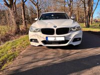 Gebraucht BMW 330 M Sport 252 PS (185 kW) 2017 Weiß Limousine