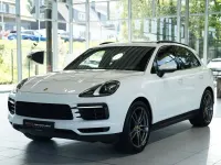 Second-hand Porsche Cayenne Chrono 340 CP (250 kW) 2018 Alb SUV
