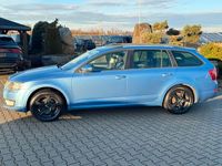 Gebraucht Skoda Octavia Ambition 150 PS (110 kW) 2016 Denimblau metallic Kleinwagen
