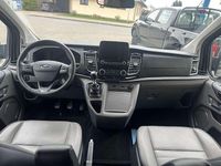 Gebraucht Ford Tourneo Titanium X 150 PS (110 kW) 2023 Magneticgrau (metallic) Van / Kleinbus