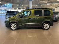 Neu Peugeot Rifter Allure 131 PS (96 kW) 2025 Silber Van / Kleinbus