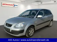 Używany Kia Rio Basis 97 KM (71 kW) 2009 Srebrny Sedan/Limuzyna