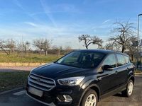 Gebraucht Ford Kuga Trend 120 PS (88 kW) 2019 Schwarz SUV