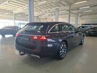 Gebraucht Mercedes E220 Avantgarde 197 PS (144 kW) 2024 Metalliclack graphitgrau Kombi