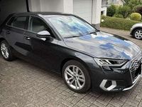 Gebraucht Audi A3 Advanced 116 PS (85 kW) 2022 Grau Limousine