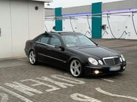 Second-hand Mercedes E320 224 CP (164 kW) 2007 Negru Berlinǎ