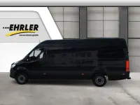 Używany Mercedes Sprinter 170 KM (125 kW) 2023 Czarny Van