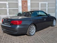 Gebraucht BMW 325 Cabriolet 204 PS (150 kW) 2013 Grau Cabrio