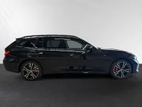 Neu BMW 330e M Sport 292 PS (214 kW) 2026 Black sapphire metallic Limousine