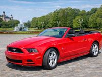 Gebraucht Ford Mustang 309 PS (227 kW) 2012 Rot Cabrio