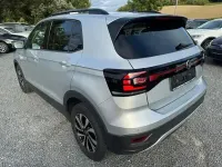 Używany VW T-Cross Active 150 KM (110 kW) 2022 Srebrny SUV