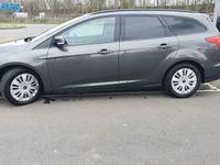 gebraucht Ford Focus Turnier 2.0 110kW TDCi DPF Business PDC Navi Klima