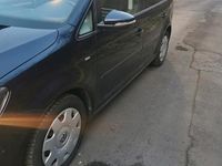 Gebraucht VW Touran 140 PS (102 kW) 2015 Blau Van / Kleinbus