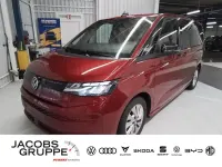 Gebraucht VW Multivan Basis 204 PS (150 kW) 2024 Rot Van / Kleinbus