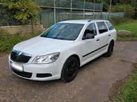 Gebraucht Skoda Octavia 105 PS (77 kW) 2012 Weiß Kombi