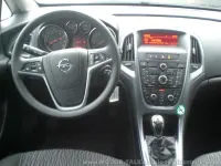 Gebraucht Opel Astra GTC 140 PS (102 kW) 2011 Schwarz Coupé
