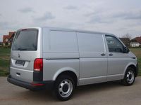 Gebraucht VW Transporter 150 PS (110 kW) 2024 Silber Van