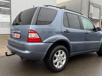 Gebraucht Mercedes ML400 Edition 250 PS (183 kW) 2003 Hydrosilber  metalliclack SUV