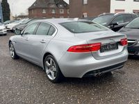 Gebraucht Jaguar XE Prestige 179 PS (131 kW) 2017 Silber Limousine