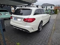 Gebraucht Mercedes C180 AMG line 156 PS (114 kW) 2015 Weiß Kombi